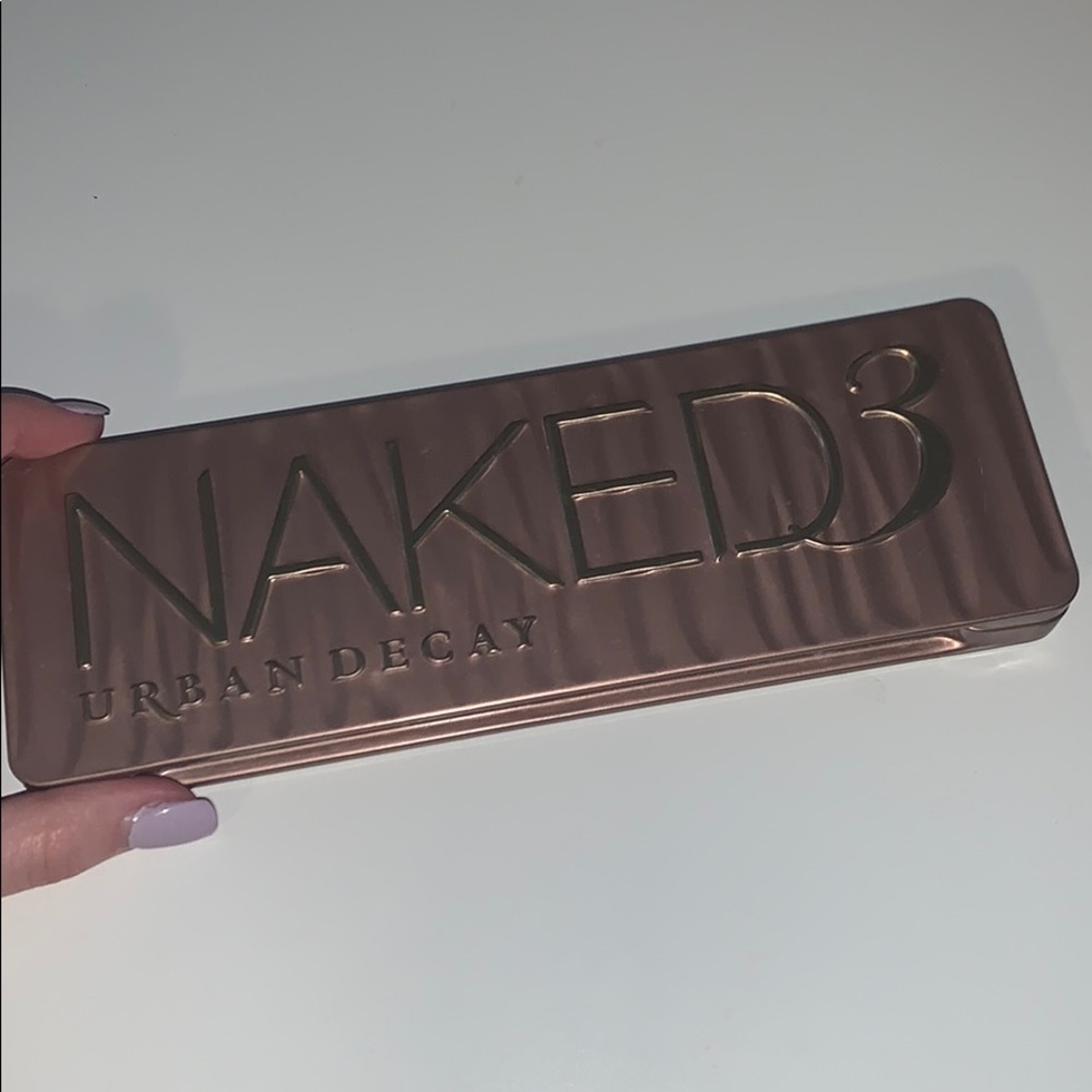 Naked 3 Urban Decay 💞